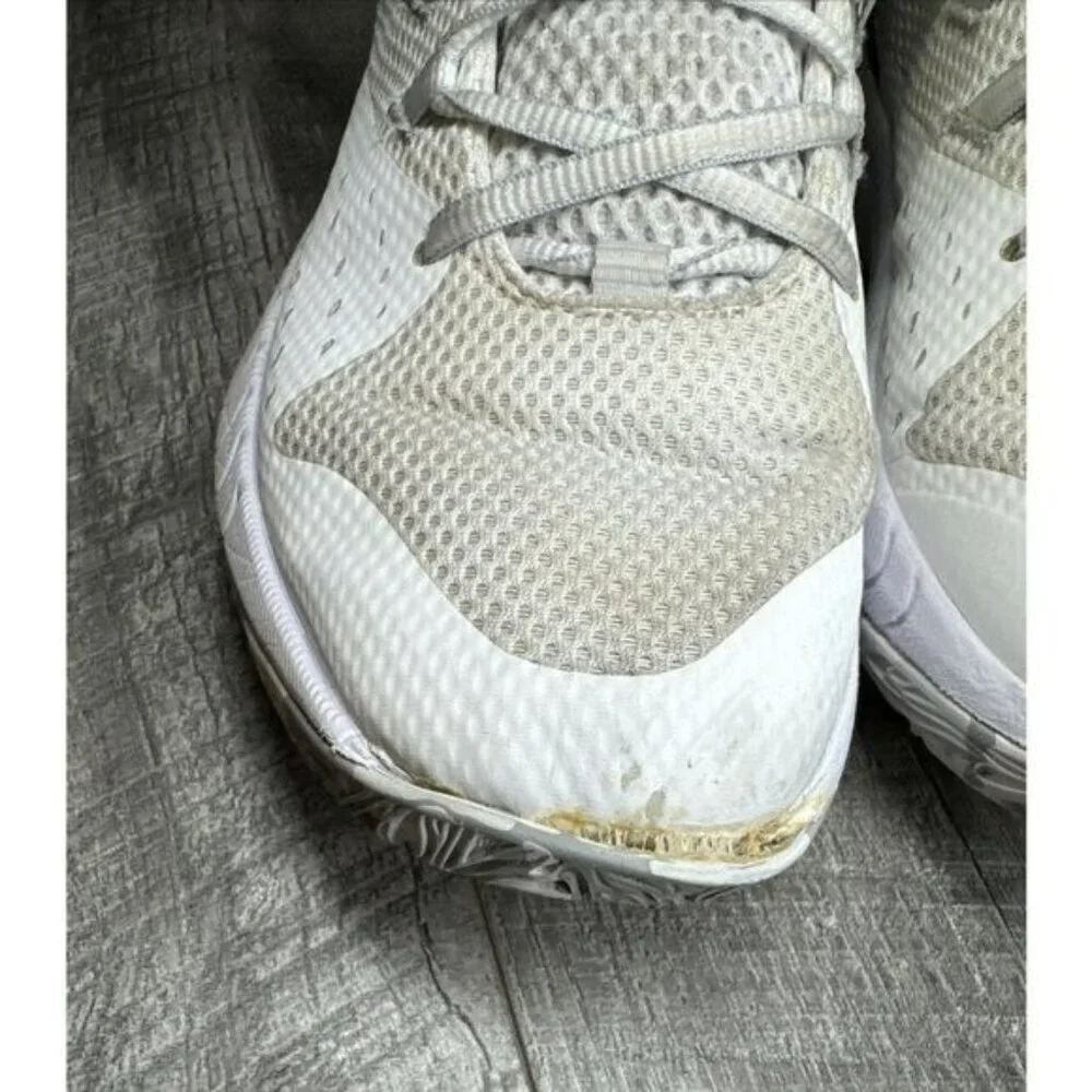 Under Armour Womens HOVR Basketball Shoes 10 White Athletic Sneakers Performance